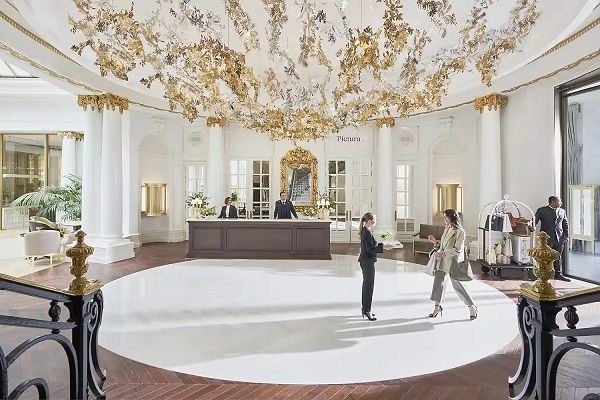 Imagen del vestíbulo del hotel Madarin Oriental Ritz